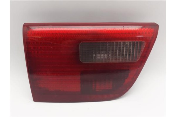 Recambio de piloto interior izquierdo para bmw serie x5 (e53) 3.0d referencia OEM IAM 840901107 251507 