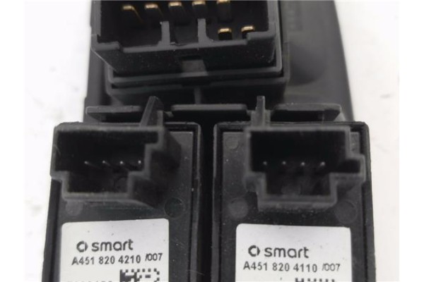 Recambio de mando elevalunas delantero izquierdo para smart fortwo coupe 0.8 fortwo coupe cdi (33kw) (451.300) referencia OEM IA