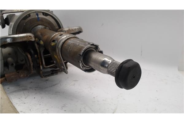 Recambio de columna direccion para fiat 500 1.3 d multijet referencia OEM IAM 2613362403D  
