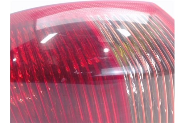 Recambio de piloto trasero izquierdo para alfa romeo 147 (190) referencia OEM IAM 46556349 03322010 