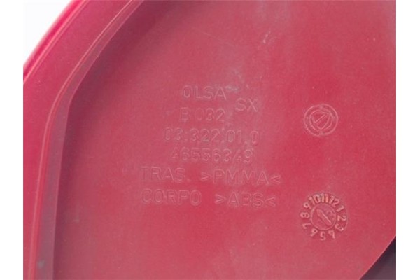 Recambio de piloto trasero izquierdo para alfa romeo 147 (190) referencia OEM IAM 46556349 03322010 