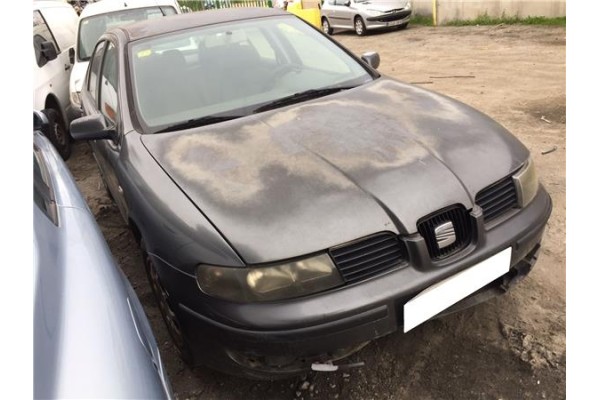 seat leon (1m1)(11.1999) del año 