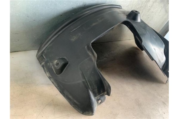 Recambio de pase rueda delantero derecho para bmw serie 1 berlina (e81/e87) 2.0 118d referencia OEM IAM 51717059372  