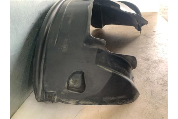 Recambio de pase rueda delantero derecho para bmw serie 1 berlina (e81/e87) 2.0 118d referencia OEM IAM 51717059372  