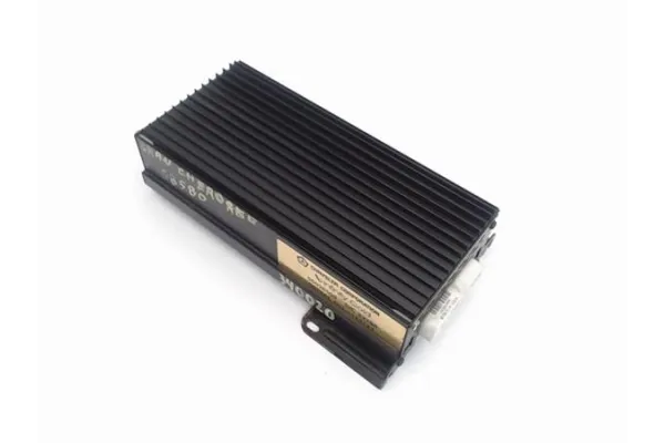 Recambio de amplificador sonido para jeep grand cherokee (zj/z) 2.5 td ltd. (z) referencia OEM IAM 56038503  