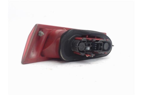 Recambio de piloto porton trasero izquierdo para alfa romeo 156 sportwagon 1.9 jtd 8v progression referencia OEM IAM 60685982  