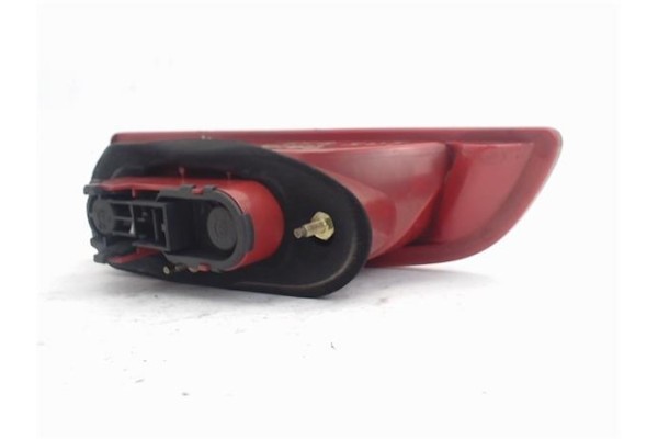 Recambio de piloto porton trasero izquierdo para alfa romeo 156 sportwagon 1.9 jtd 8v progression referencia OEM IAM 60685982  