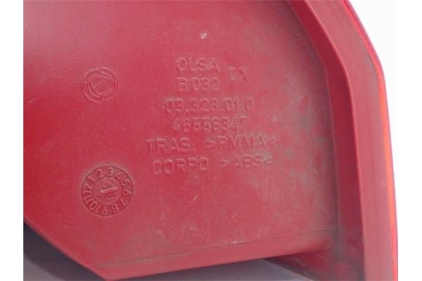 Recambio de piloto trasero derecho para alfa romeo 147 (190) referencia OEM IAM 46556347 03323010 