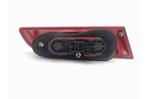 Recambio de piloto porton trasero derecho para alfa romeo 156 sportwagon 1.9 jtd 8v progression referencia OEM IAM 60685981  