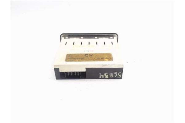 Recambio de pantalla para opel kadett e 2.0 i referencia OEM IAM 90332644  