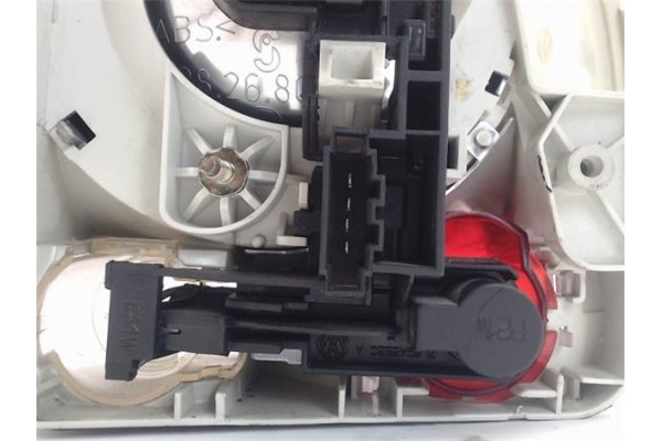 Recambio de piloto porton trasero derecho para volkswagen touareg (7la) 5.0 tdi v10 referencia OEM IAM 7L6945094H 28268003 