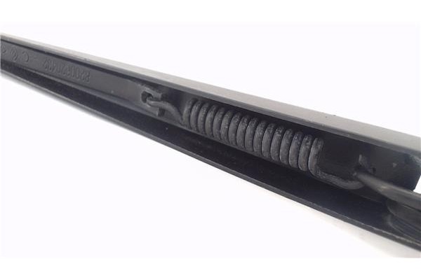 Recambio de brazo limpiaparabrisas delantero derecho para dacia sandero i 1.4 referencia OEM IAM 288868767R 6001550817 