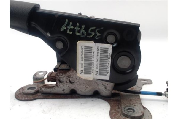 Recambio de palanca freno de mano para citroen c3 picasso 1.6 exclusive referencia OEM IAM 98062963ZD  