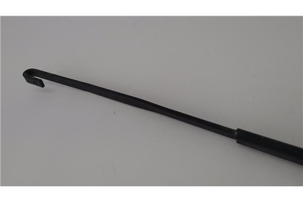 Recambio de brazo limpiaparabrisas delantero derecho para dacia sandero i 1.4 referencia OEM IAM 288868767R 6001550817 