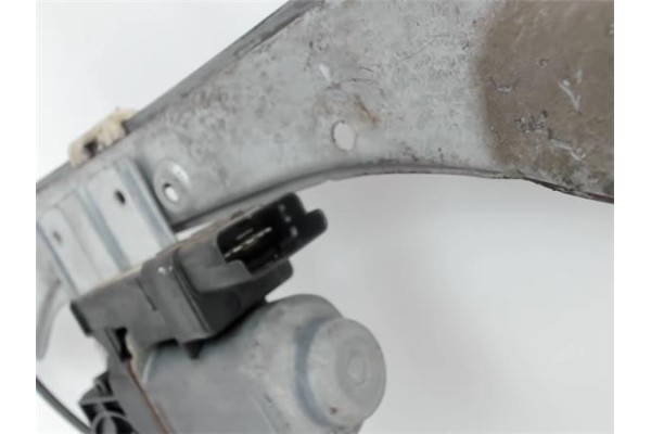Recambio de mecanismo elevalunas delantero izquierdo para renault clio iii referencia OEM IAM   