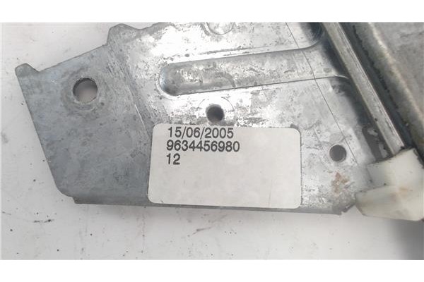 Recambio de mecanismo elevalunas delantero izquierdo para peugeot 307 (s1) referencia OEM IAM 9634456980  