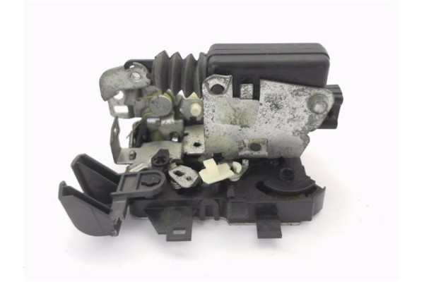 Recambio de cierre electromagnetico delantero derecho para dacia sandero i 1.4 referencia OEM IAM 8200735224  