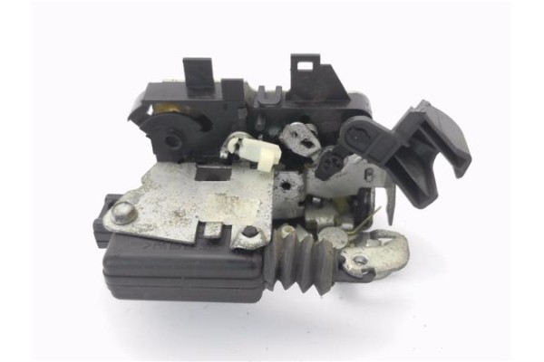 Recambio de cierre electromagnetico delantero derecho para dacia sandero i 1.4 referencia OEM IAM 8200735224  