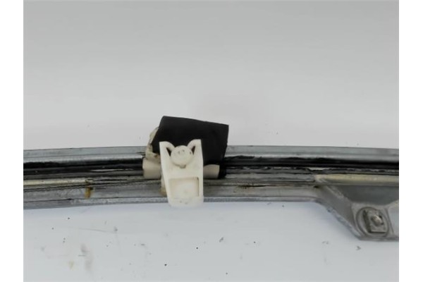 Recambio de mecanismo elevalunas delantero izquierdo para renault clio ii fase i (b/cb0) referencia OEM IAM   