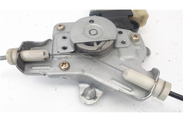 Recambio de mecanismo elevalunas delantero izquierdo para hyundai getz (tb) referencia OEM IAM 988101C100  