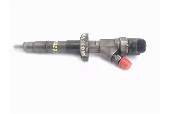 Recambio de inyector para opel movano furgón (f9) 2.5 dti referencia OEM IAM 8200146357 R1590074 