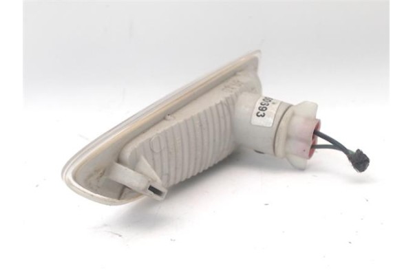Recambio de piloto intermitente lat. delantero derecho para opel astra k berlina 5p 1.6 dynamic referencia OEM IAM YQ00011480 13