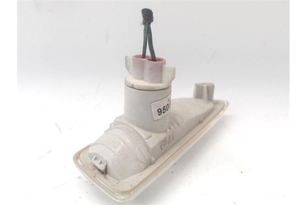 Recambio de piloto intermitente lat. delantero derecho para opel astra k berlina 5p 1.6 dynamic referencia OEM IAM YQ00011480 13