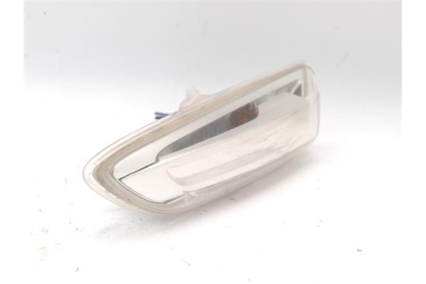 Recambio de piloto intermitente lat. delantero izquierdo para opel astra k berlina 5p 1.6 dynamic referencia OEM IAM YQ00011580 