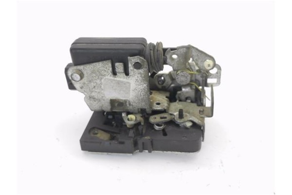 Recambio de cierre electromagnetico trasero izquierdo para dacia sandero i 1.4 referencia OEM IAM 8200735248  