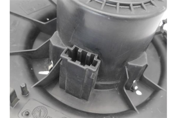 Recambio de motor calefaccion para volkswagen polo v (6r1) 1.4 advance referencia OEM IAM 601820015  