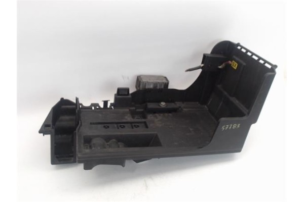 Recambio de protector soporte bateria para opel vectra c berlina 2.2 dti 16v referencia OEM IAM 09115187  