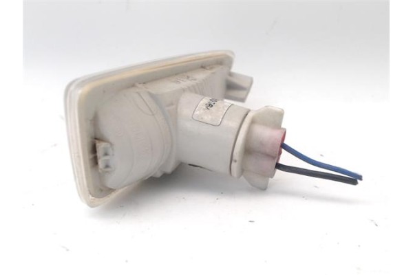 Recambio de piloto intermitente lat. delantero izquierdo para opel astra k berlina 5p 1.6 dynamic referencia OEM IAM YQ00011580 