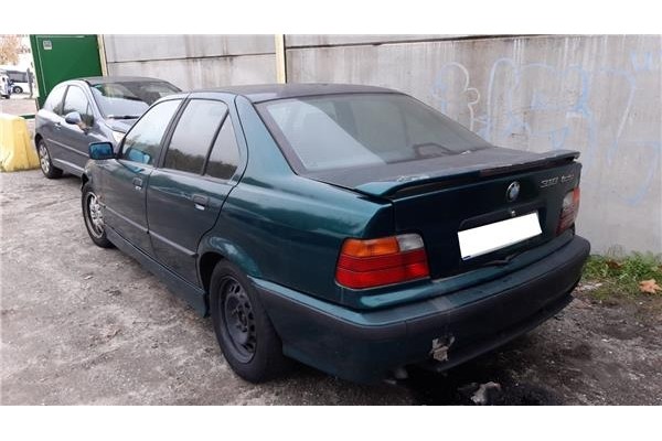 bmw serie 3 berlina (e36) del año 1998