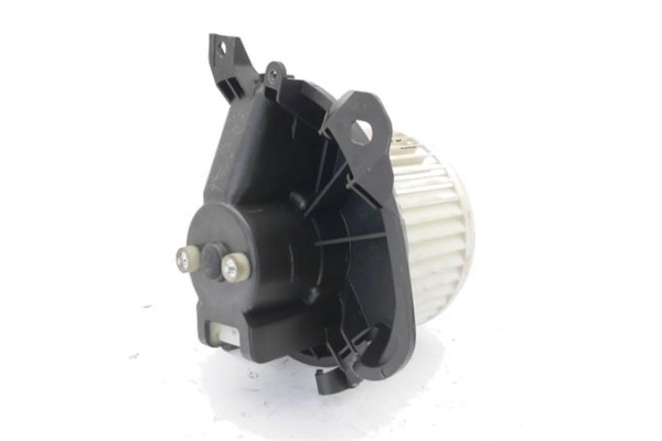 Recambio de motor calefaccion para opel corsa d 1.2 referencia OEM IAM 1845133  