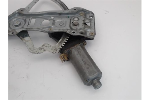 Recambio de mecanismo elevalunas delantero izquierdo para mercedes-benz clase c (bm 202) berlina referencia OEM IAM   