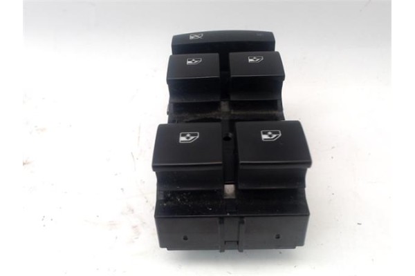 Recambio de botonera puerta delantero izquierda para opel astra k berlina 5p 1.6 dynamic referencia OEM IAM 13408458  