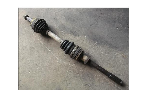 Recambio de palier delantero derecho para renault laguna (b56)(1994) 2.0 referencia OEM IAM   