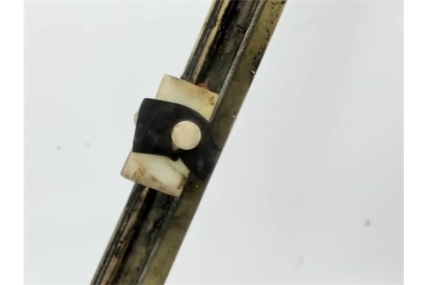 Recambio de mecanismo elevalunas delantero izquierdo para renault clio ii fase i (b/cb0) referencia OEM IAM   