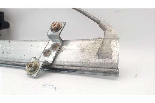 Recambio de mecanismo elevalunas delantero izquierdo para mitsubishi space wagon (n80/n90) referencia OEM IAM   