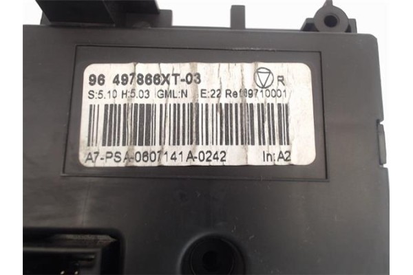 Recambio de mandos climatizador para peugeot 207 1.6 confort referencia OEM IAM 497866xt03  