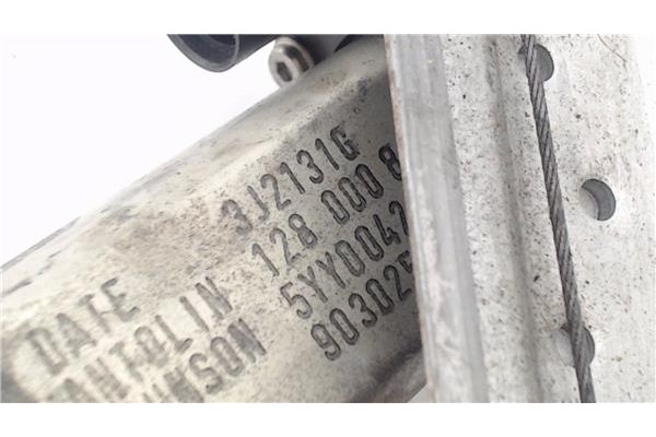 Recambio de elevalunas electrico delantero izquierdo para dacia sandero i 1.4 referencia OEM IAM 8200733829  