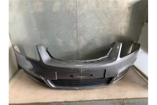 Recambio de paragolpes delantero para opel zafira 1.9 cdti referencia OEM IAM 1400345 1400337 