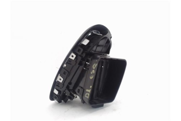 Recambio de tobera central izquierda ventilacion salpicadero para renault grand scenic 1.2 referencia OEM IAM 687612210R 3104000