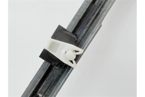 Recambio de mecanismo elevalunas delantero izquierdo para renault clio ii fase i (b/cb0) referencia OEM IAM   