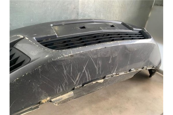 Recambio de paragolpes delantero para opel zafira 1.9 cdti referencia OEM IAM 1400345 1400337 