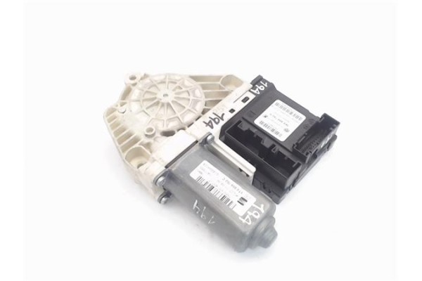 Recambio de elevalunas electrico delantero derecho para seat altea (5p1) referencia OEM IAM 1K0959792H (1T0959702C) (5P0837402J)