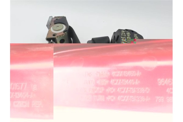 Recambio de piloto trasero derecho para citroen c4 berlina 1.4 16v referencia OEM IAM 6351T6 9646801677 