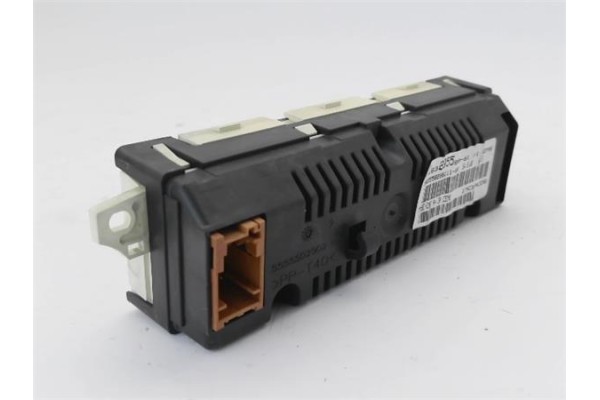 Recambio de display para peugeot 207 1.4 16v referencia OEM IAM 966320558001 5555502902 
