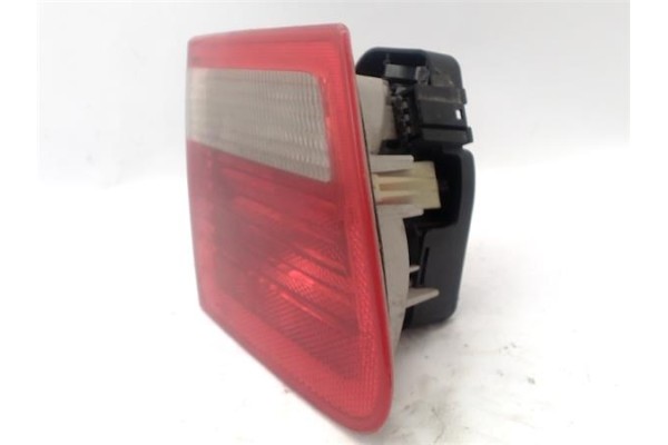Recambio de piloto interior derecho para bmw serie 3 touring (e46) 2.0 320d referencia OEM IAM 63218368760  