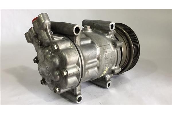 Recambio de compresor aire acond. para renault clio iii 1.2 referencia OEM IAM 8200819568 SD6V121904 8200365787 , RENAULT | 8200